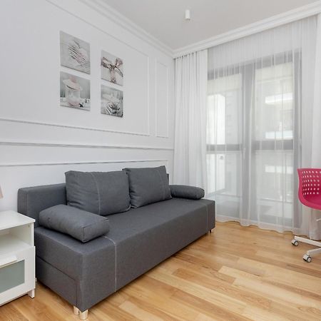 Metro Plocka Exquisite Apartments By Noclegi Renters Varsóvia Exterior foto
